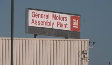GM to move production of Cadillac Escalade from Arlington to Michigan