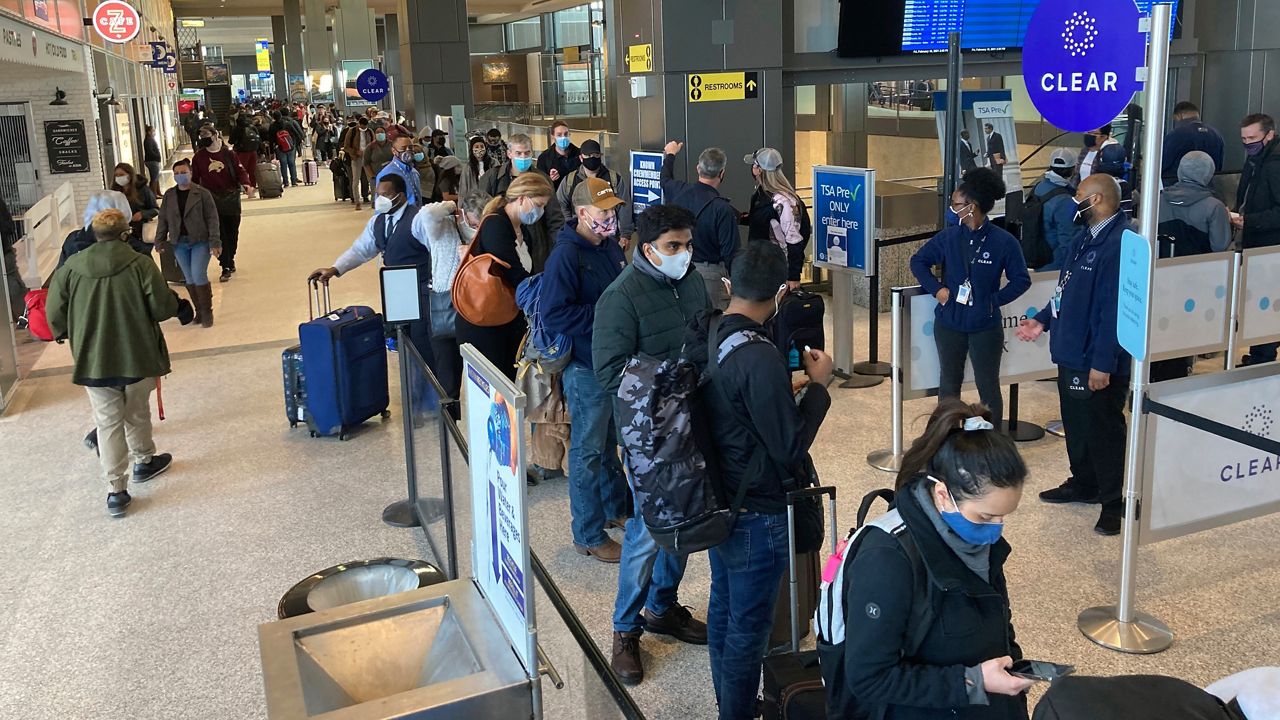 Government shutdown continues to strain Texas airports