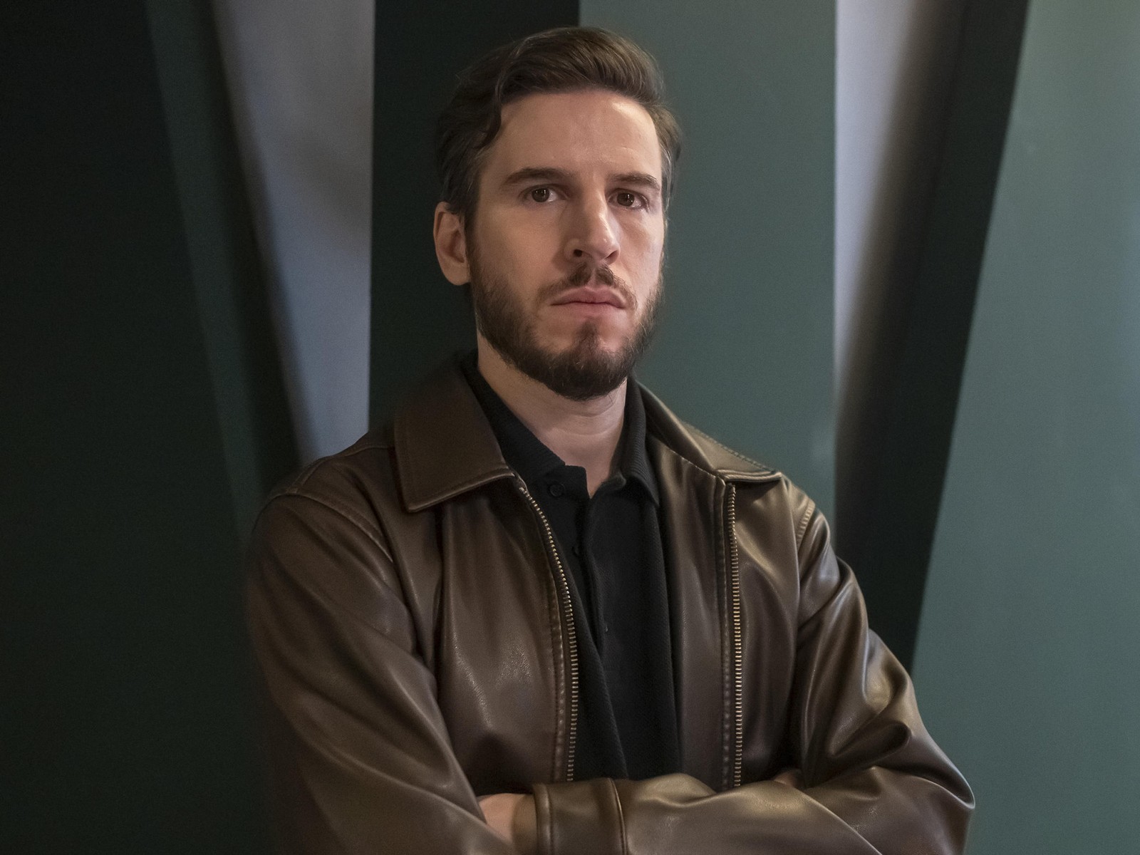 Macedo (Rodrigo García) é o braço direito de Ferette (Murilo Benício). Sabe tanto sobre o patrão que poderia destruí-lo. — Foto: Globo/ Estevam Avellar