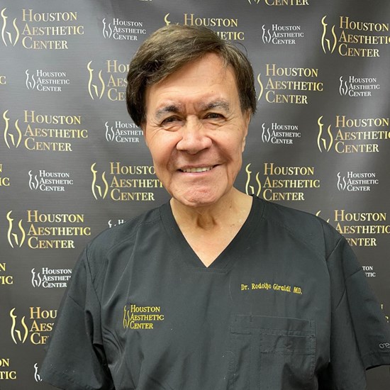 Houston Physician Dr. Rodolfo Giraldi Establishes National Scholarship to Cultivate the Next Generation of Medical Practitioners