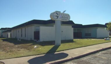 Plano apartment tenants told to clear out due to unsafe conditions