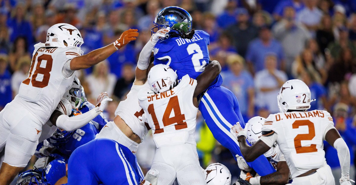 Texas defense, special teams carrying struggling offense