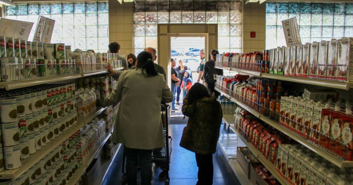 SNAP pause could be ‘cataclysmic’ for Tarrant families, nonprofit leaders worry