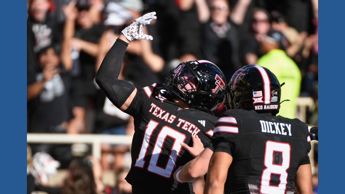 LB's TD: Jacob Rodriguez strikes Heisman pose again as No. 8 Texas Tech routs UCF 48-9