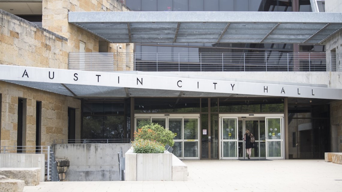 Austinites weigh in on new amended budget after Prop Q fails