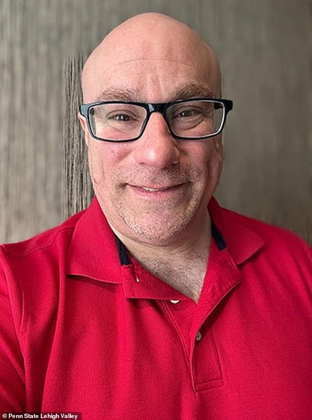 Joseph Giacalone, a retired NYPD sergeant and criminal justice professor at Penn State Lehigh Valley, discussed the bayou investigations with the Daily Mail