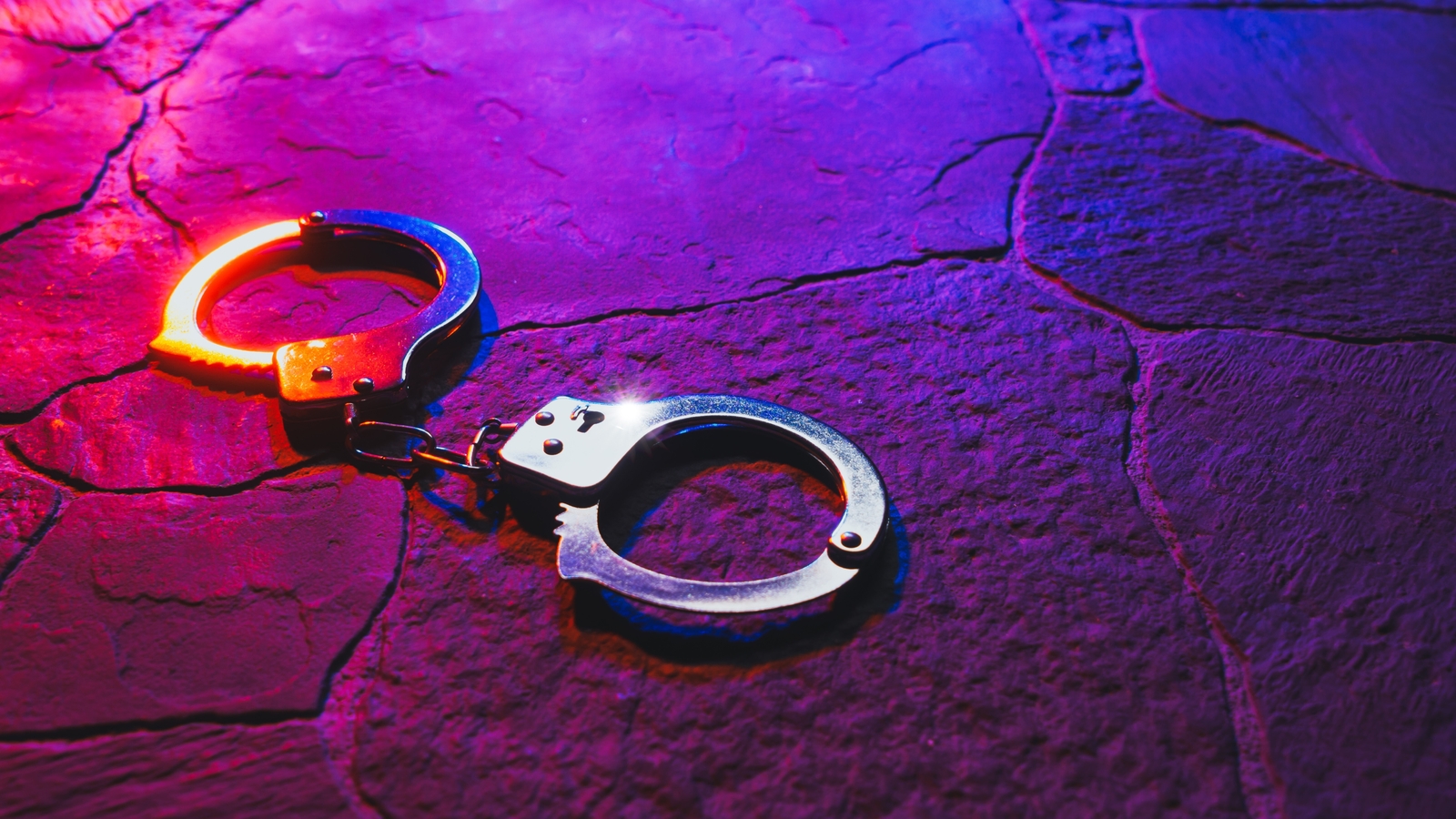 Man with violent criminal history at large after being mistakenly released from Harris County Jail, sheriff's office confirms