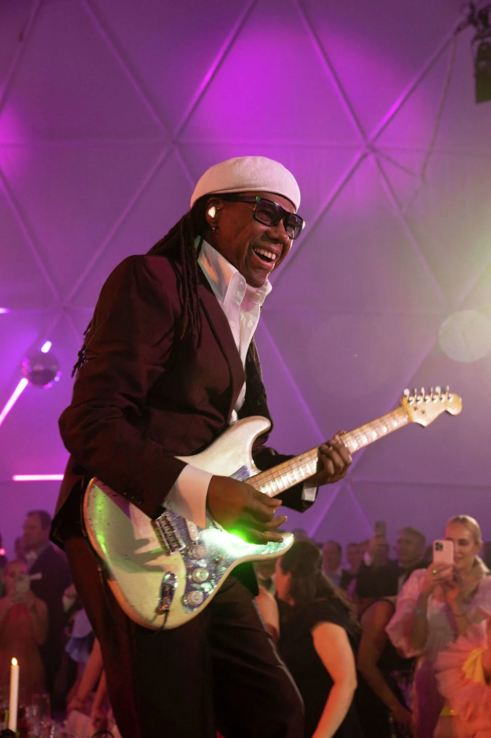 DALLAS, TEXAS - OCTOBER 22: Nile Rodgers performs onstage at the TWO x TWO for AIDS and Art 2022 Gala and Auction at the Rachofsky House on October 22, 2022 in Dallas, Texas. (Photo by Kevin Tachman/amfAR/Getty Images for amfAR) (Kevin Tachman/amfAR/Getty Images for amfAR)
