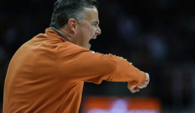 Texas basketball coach plans future preseason scrimmages