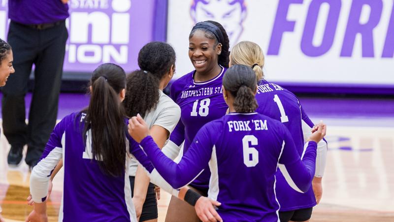 Demons drop season finale to Islanders on Senior Day