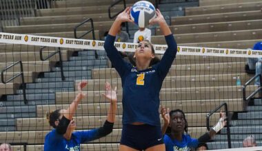 Campbell, Mullaney record double-doubles in loss to the Islanders