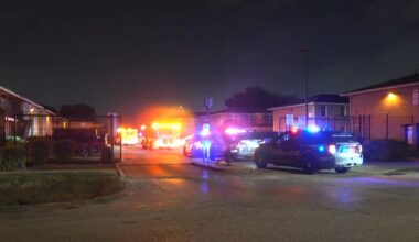 20-year-old shot, killed at Houston apartment complex, police say