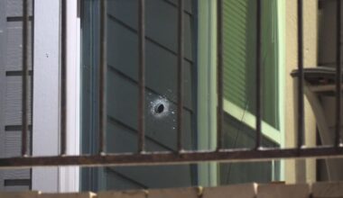 Two shot during dispute between 'intoxicated' neighbors, Houston Police say