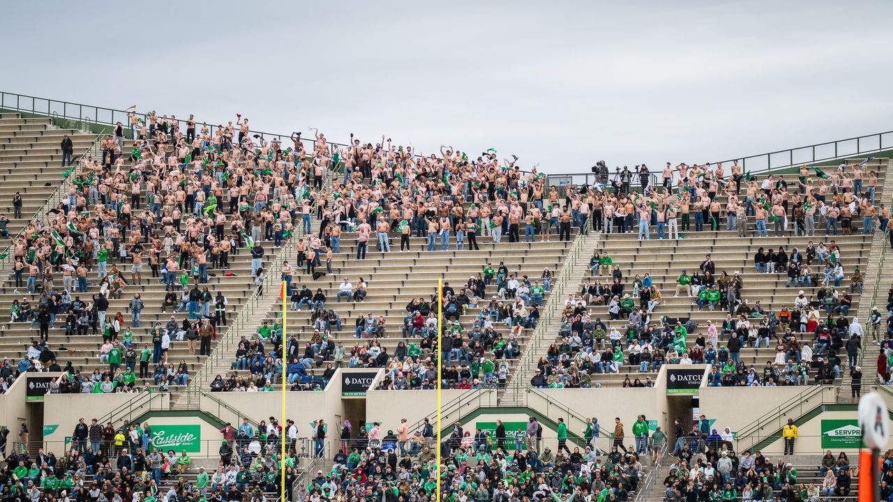 Drew Mestemaker leads No. 21 North Texas over Temple 52-25 for spot in American title game