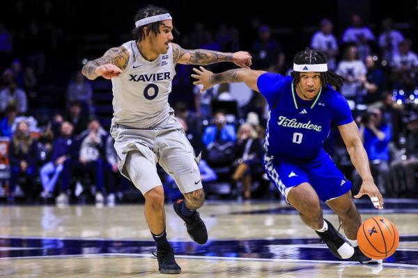 Balanced Xavier attack sinks Texas A&M-Corpus Christi