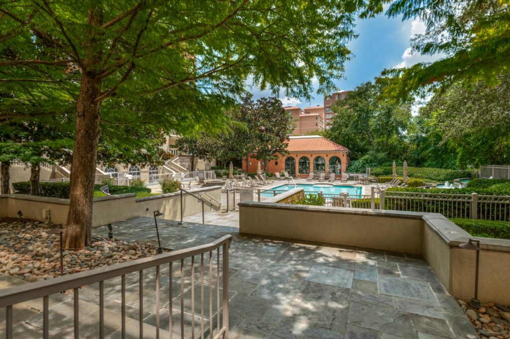 The Plaza II Unit 907