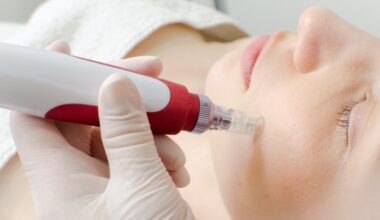 Female undergoing a dermatology service.