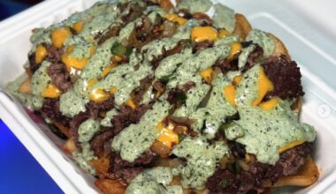 8-Bit Bites serves a variety of loaded fries, smash burgers, chicken sandwiches, chicken tenders and wings. (Courtesy 8-Bit Bites)