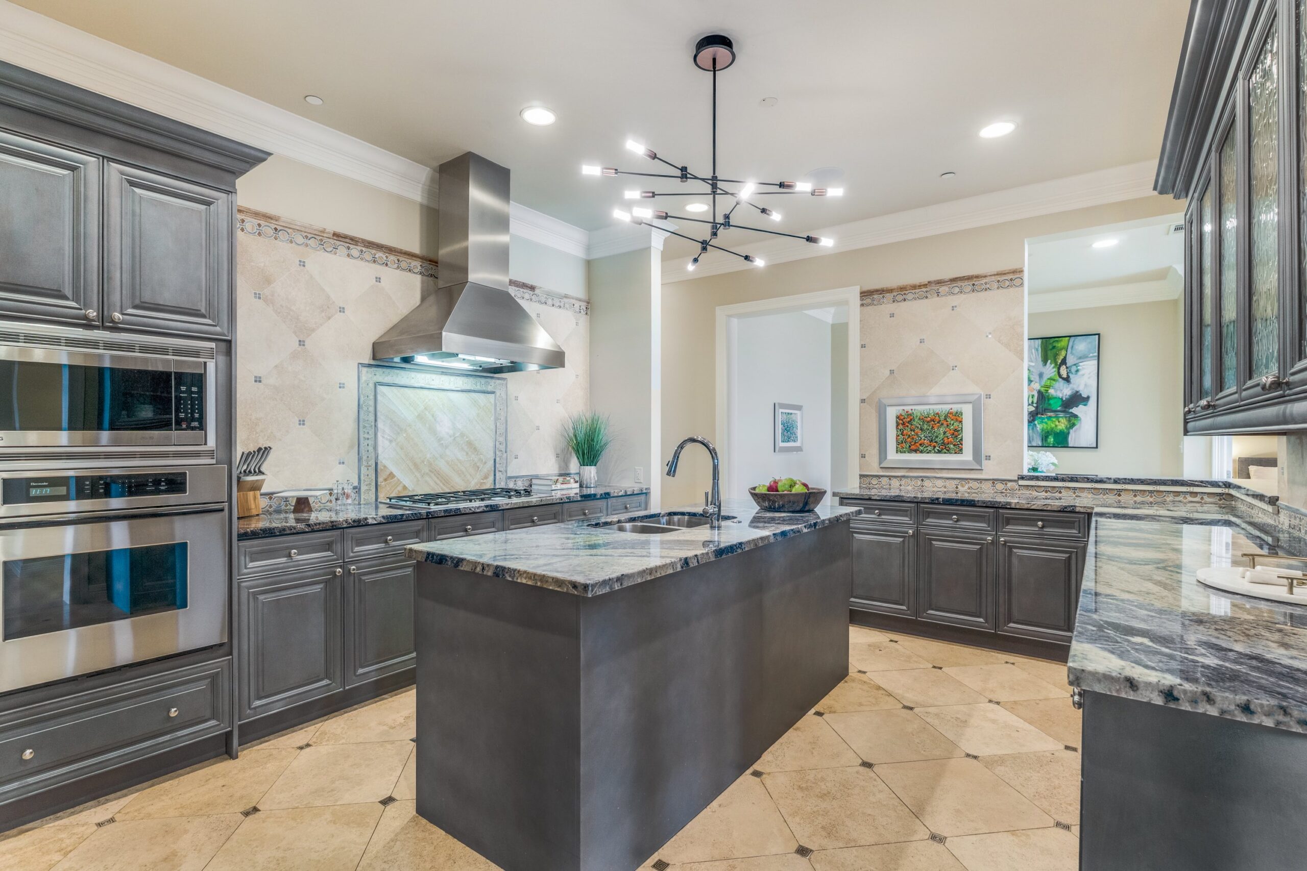 The Plaza II Unit 907