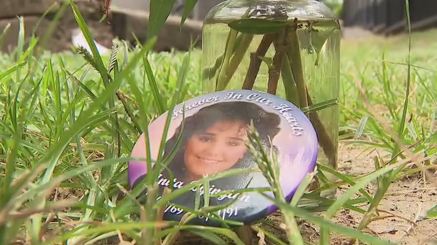 Travis Co. DA dismisses case against convicted killer