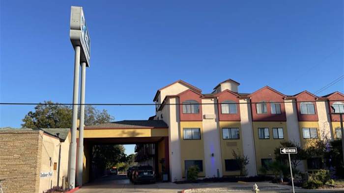 Man accused in attempted murder-suicide at hotel near downtown had 2-year affair with victim