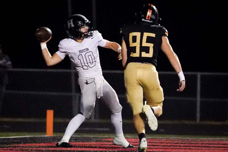 Playoff Football – Houston at Ravenwood