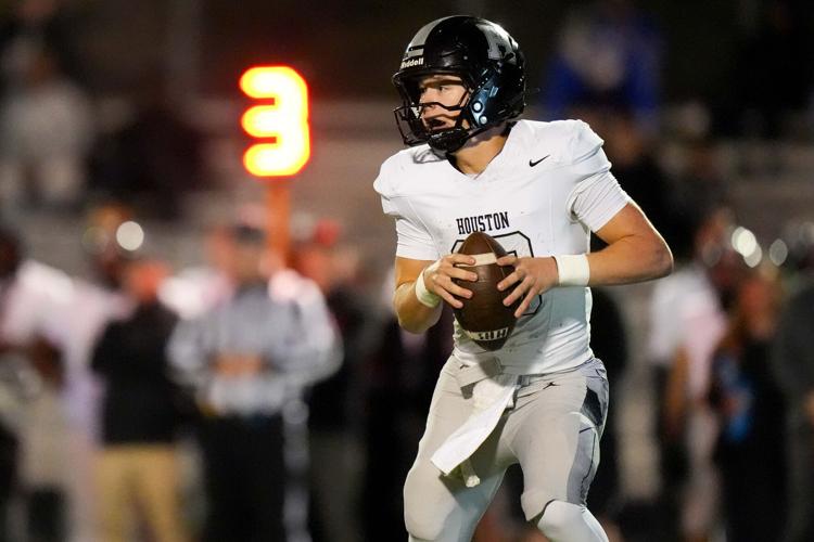 Playoff Football – Houston at Ravenwood