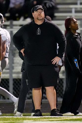 Playoff Football – Houston at Ravenwood