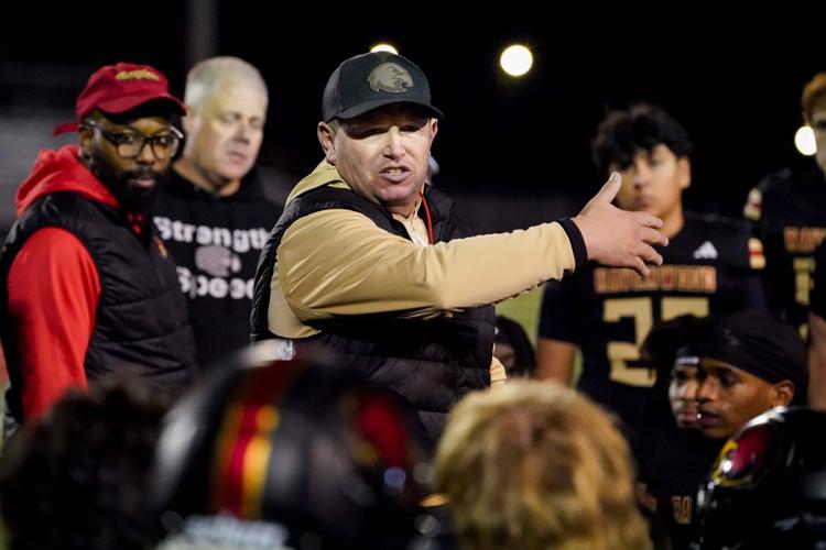 Playoff Football – Houston at Ravenwood