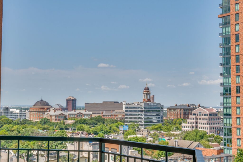 The Plaza II Unit 907