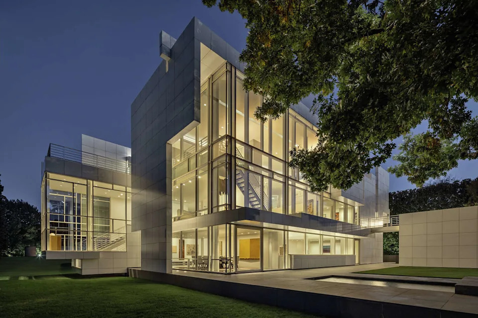 The Rachofsky House at 8605 Preston Rd in Dallas, Texas. (JA2/Compass)