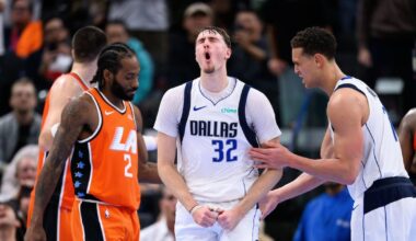 Cooper Flagg scores season-high 35 and Klay Thompson rallies Dallas Mavericks past Los Angeles Clippers