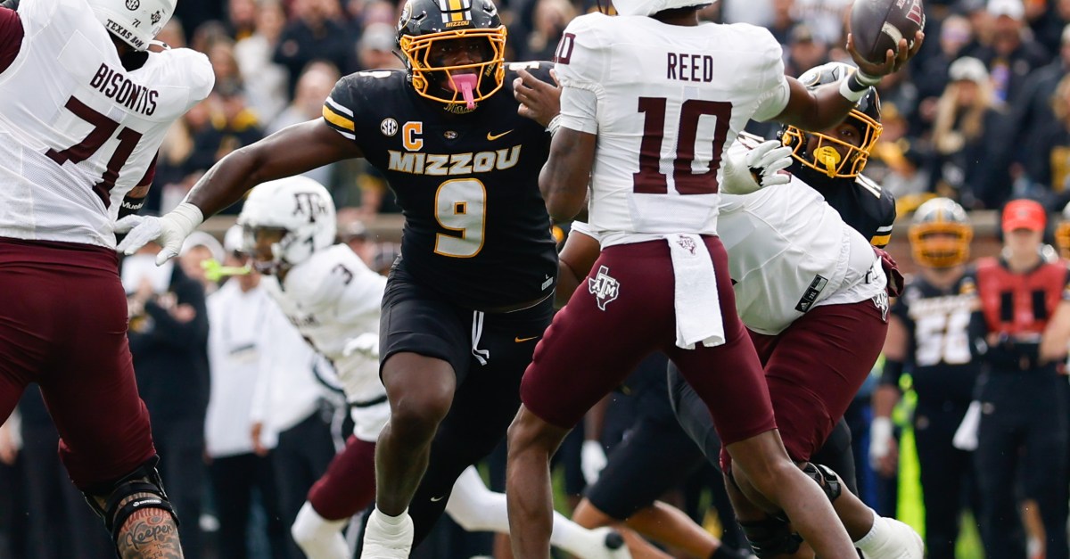 Texas A&M Aggies run over the Mizzou Tigers in rout to victory