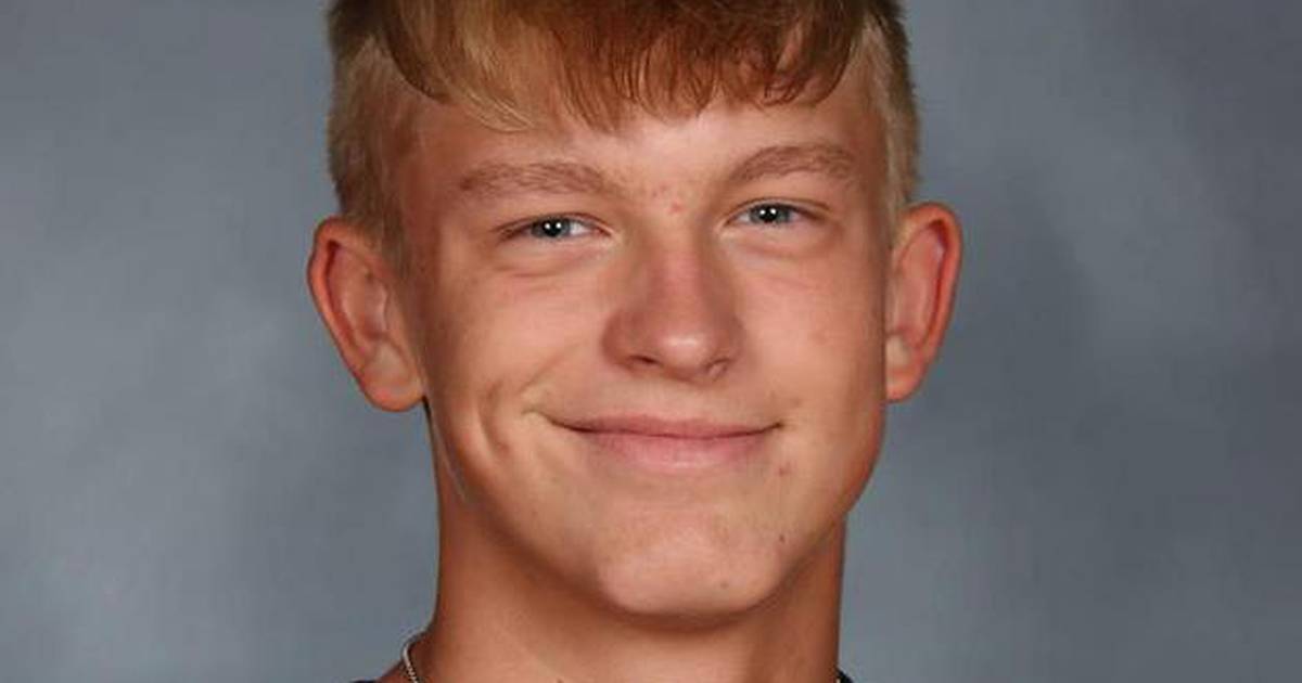 Joe Hoekstra’s double-double, late bucket help Streator top Plano at Dean Riley – Shaw Local