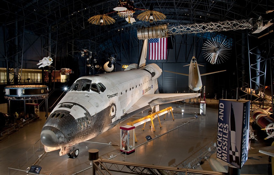 Space Shuttle Discovery