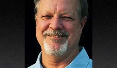 Gator gawkers need to back off