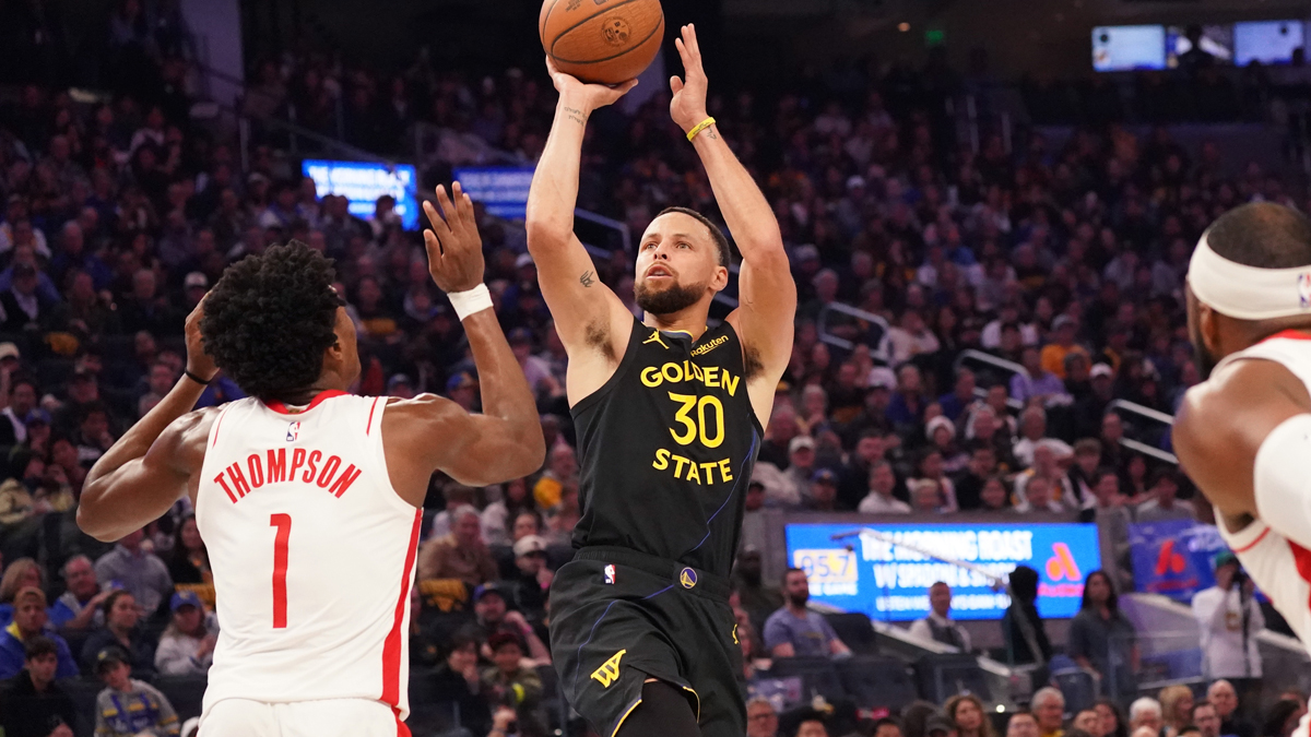 Steph Curry exits late in loss to Rockets – NBC Sports Bay Area & California