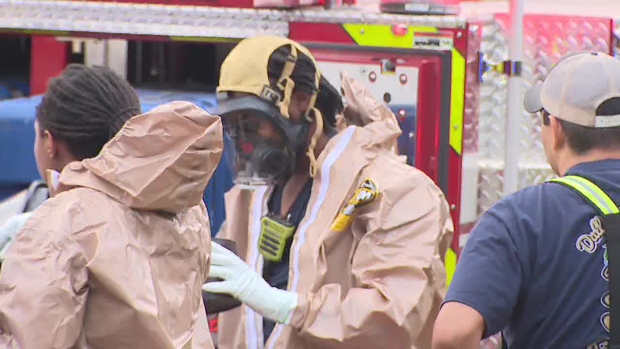 Bomb squad investigates suspicious substance at Dallas ICE facility