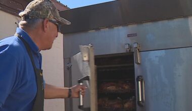 Volunteers serve hundreds at Kingsville’s 10th annual S.H.A.R.E. meal