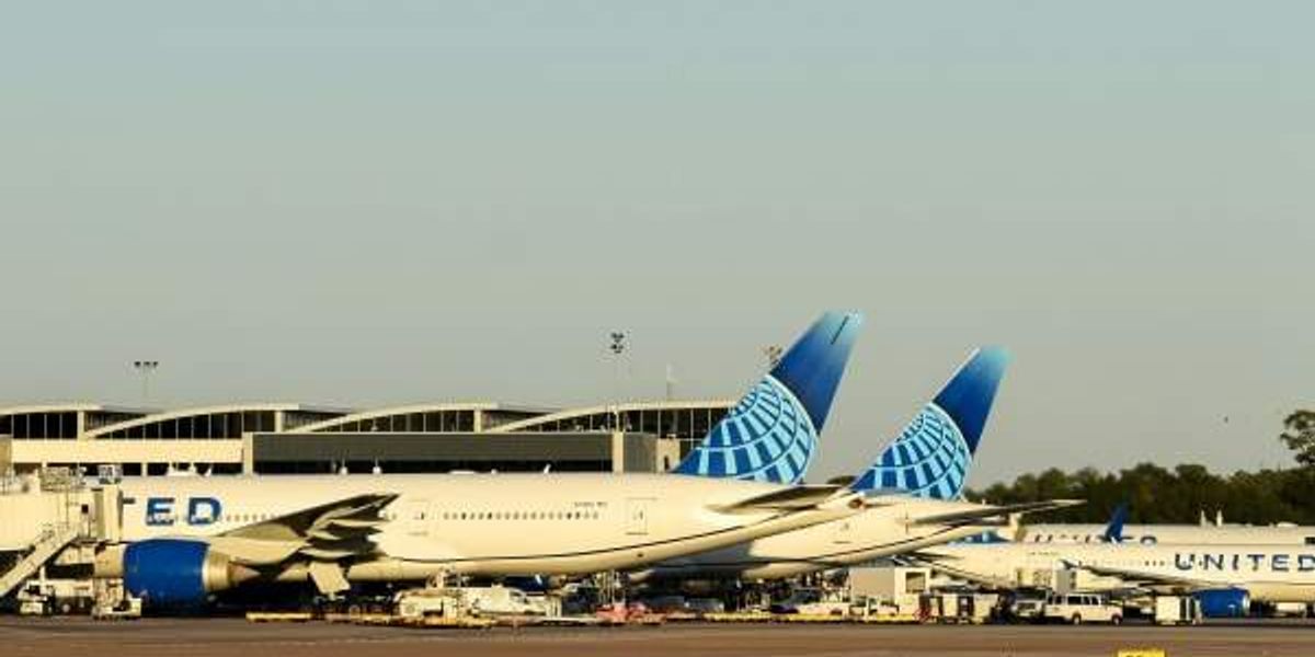 Both Houston airports would be affected by air traffic slowdown