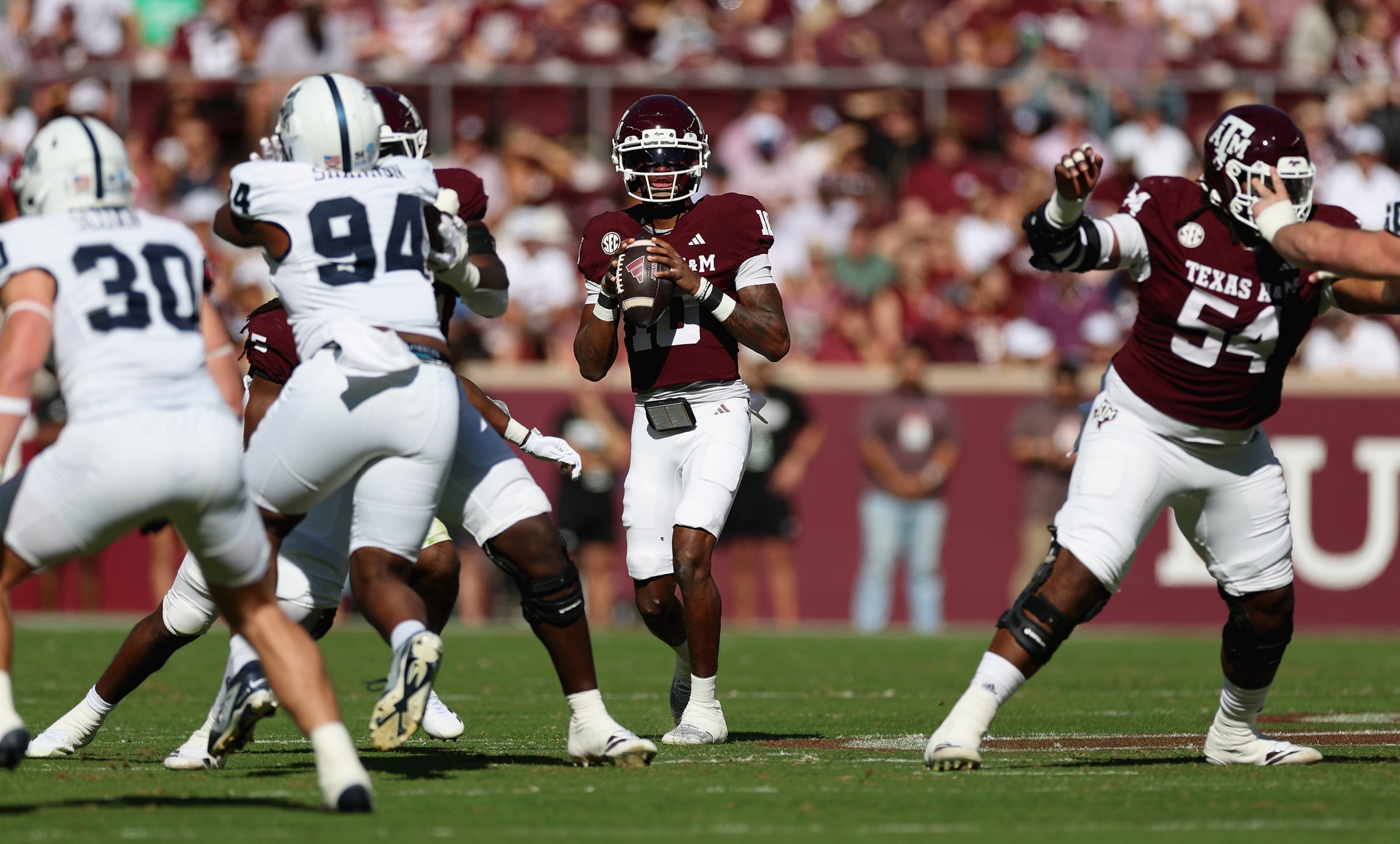 COLLEGE STATION, TEXAS - NOVEMBER 22: Marcel Reed #10 of the Texas A&M Aggies looks to pass in the first quarter against the Samford Bulldogs at Kyle Field on November 22, 2025 in College Station, Texas. (Photo by Tim Warner/Getty Images)