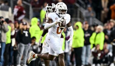 LB Anthony Hill Jr. only played listed on Texas injury report