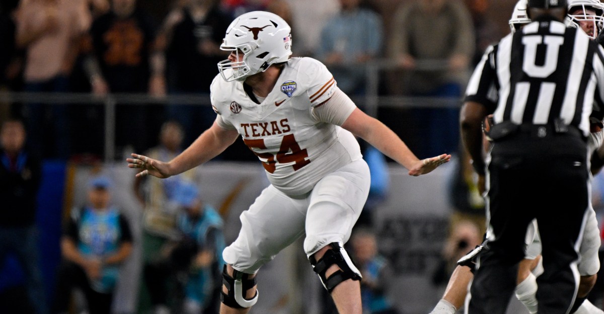 Stabilized OL bolsters Texas offensive operation