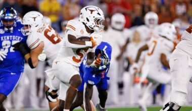 Texas still seeking timing, effectiveness in run game