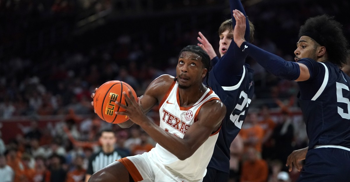 Texas stomps Fairleigh Dickinson, 93-58