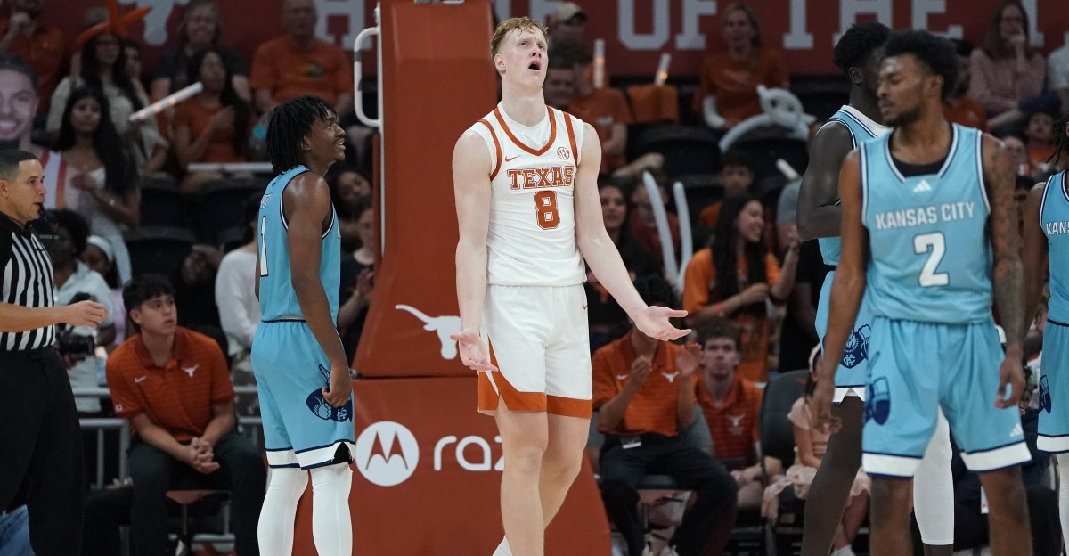 Texas hosts Rider looking to improve shooting