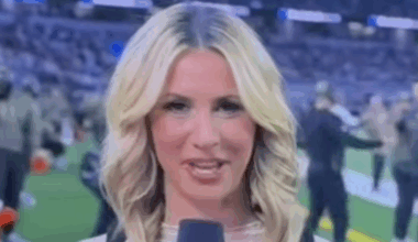 ESPN Sideline Reporter Criticized For Her 'Monday Night Football' Outfit