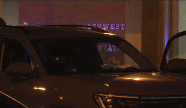 Houston officer-involved shooting leaves cop injured, 3 suspects in custody