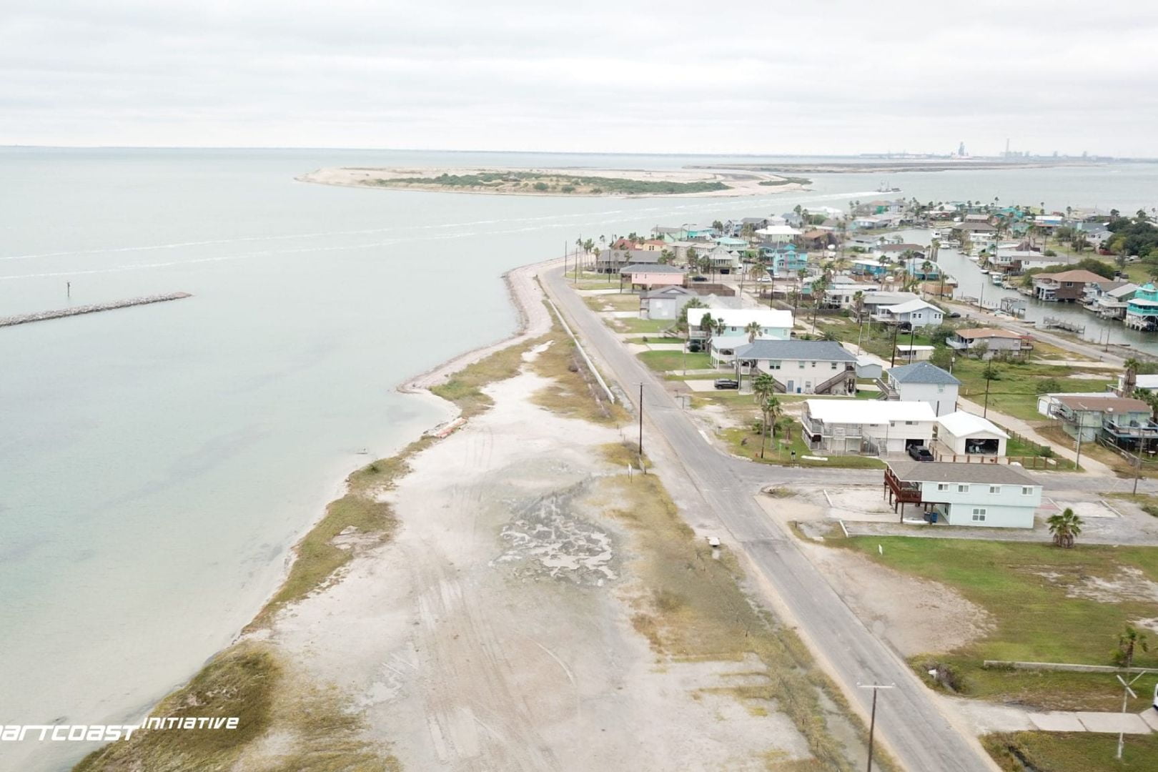 Researchers combine science, design, and community action to help coastal towns tackle climate and industrial challenges" style=" height:1080px; width:1620px" _languageinserted="true" src="https://cdn.prod.web.uta.edu/-/media/project/website/news/releases/2025/11/smart-coast-main.jpg