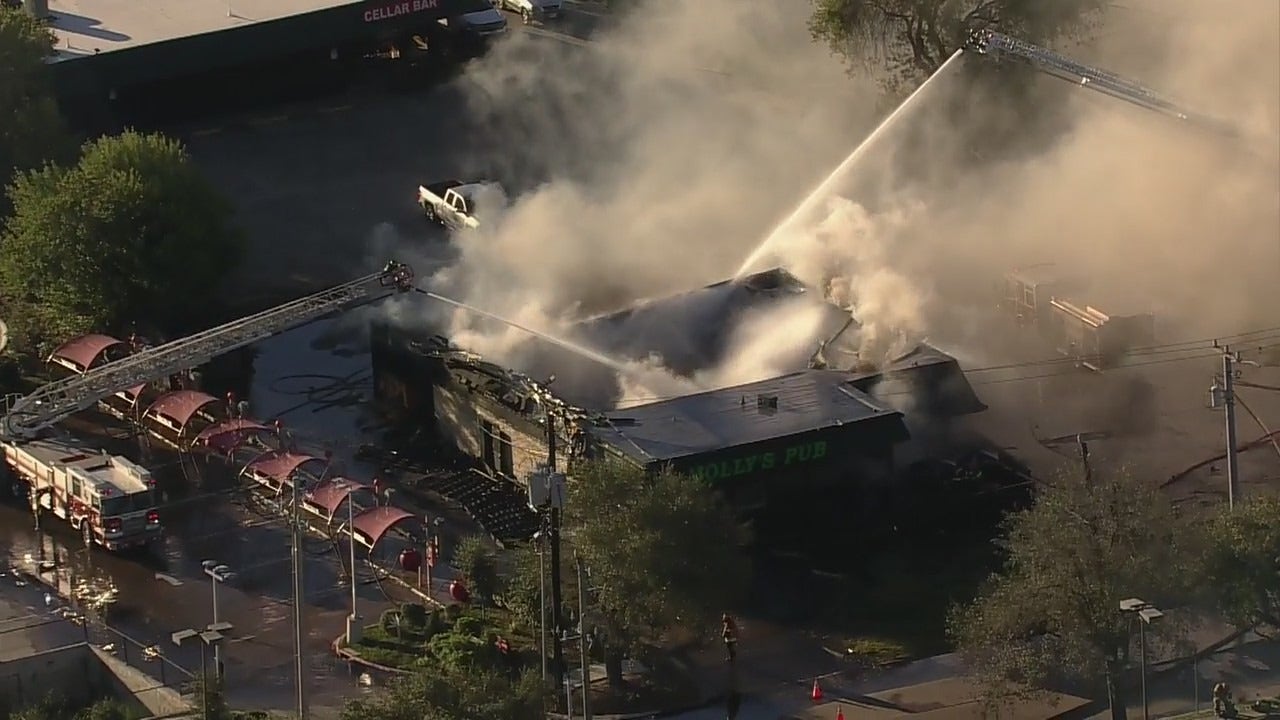 Clear Lake fire: Molly's Pub at Ramada Drive, El Camino Real